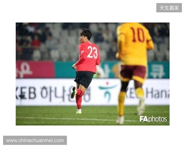 媒体人:U17国脚张伯霖接近加盟湖北星辉,玉昆也曾向球员报价