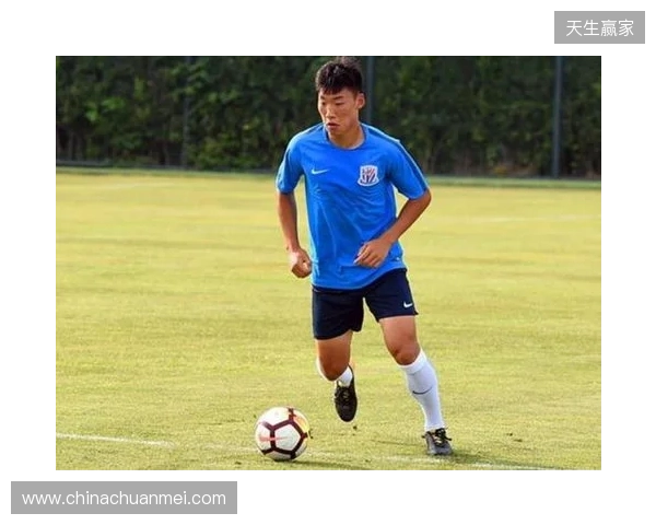 朱辰杰：自己在国家队算中生代球员，希望分享一些经验给年轻球员