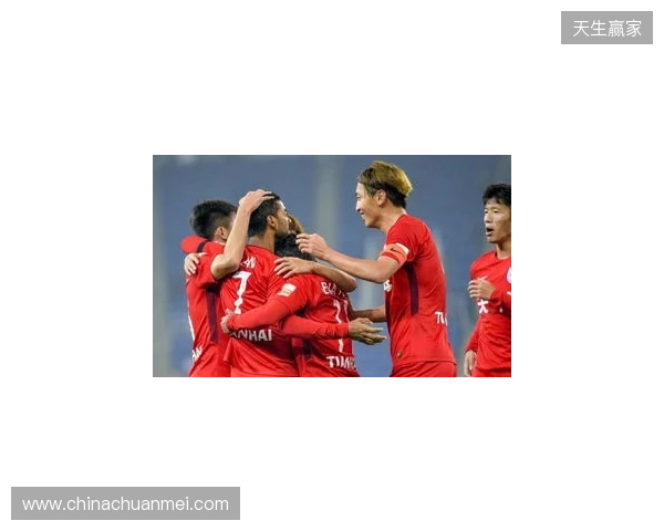 中超-深圳5-2十人三镇 韦斯利、本科维奇分别双响戴伟浚送助攻