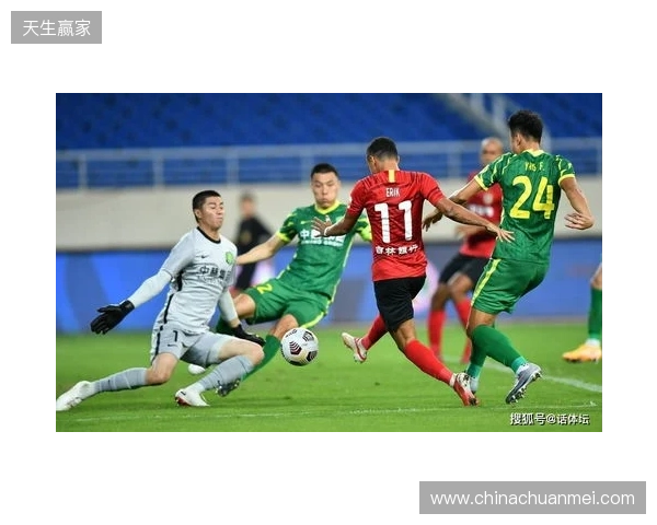 半场-国安0-0蓉城 王子铭包抄踢空失空门 韦世豪报复性铲球染黄 半场-国安0-0蓉城 王子铭包抄踢空失空门 韦世豪报复性铲球染黄