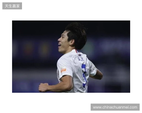 半场-玉昆暂0-0申花 约尼查造险两队合计1射正